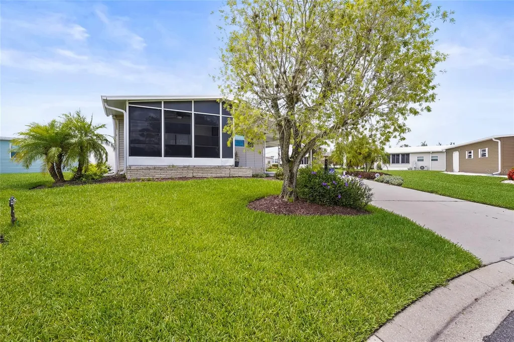 8470 Imperial Circle Palmetto FL 34221