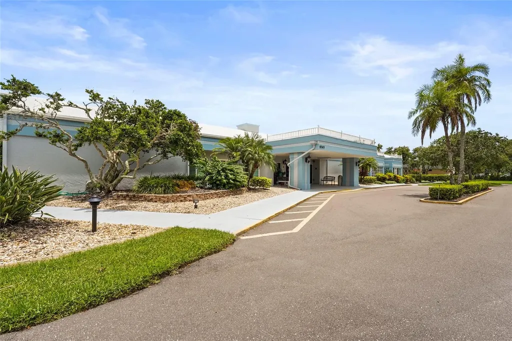 8470 Imperial Circle Palmetto FL 34221