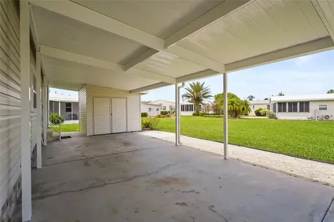 8470 Imperial Circle Palmetto FL 34221