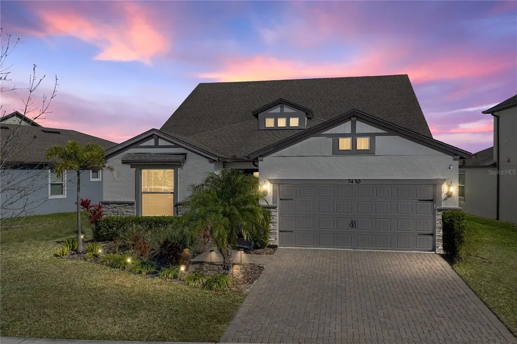 7430 Pool Compass Loop Wesley Chapel FL 33545