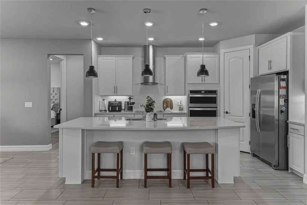 7430 Pool Compass Loop Wesley Chapel FL 33545