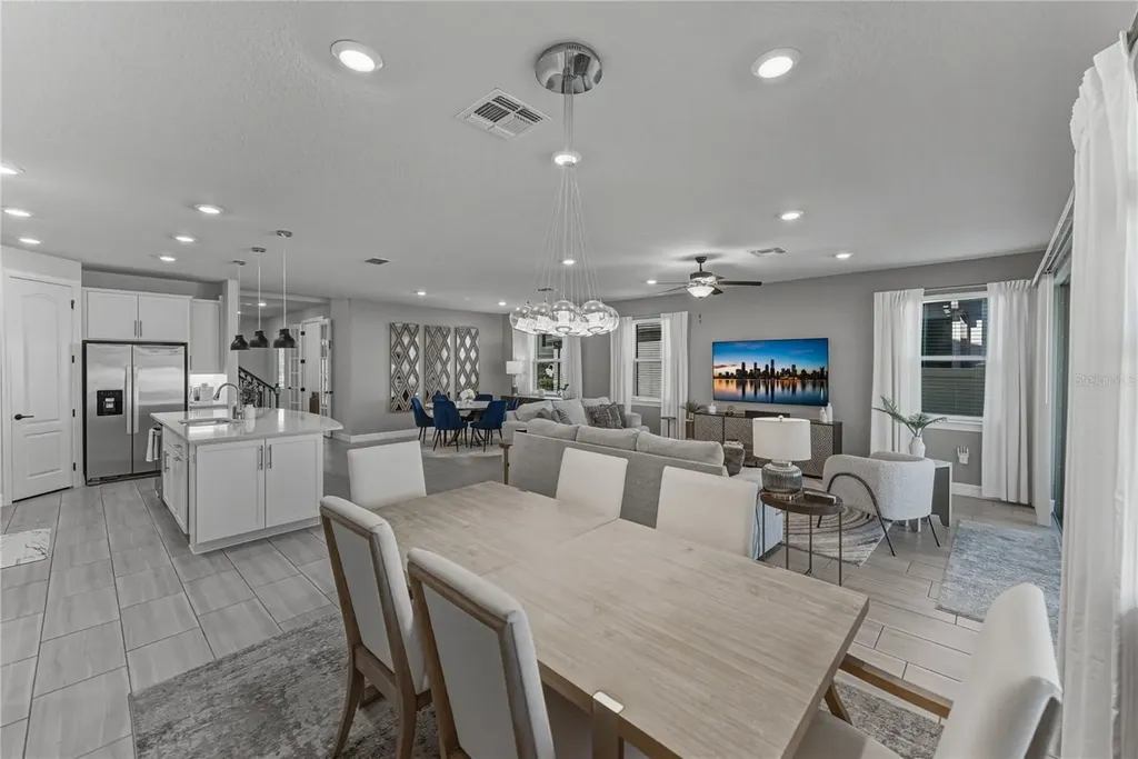 7430 Pool Compass Loop Wesley Chapel FL 33545