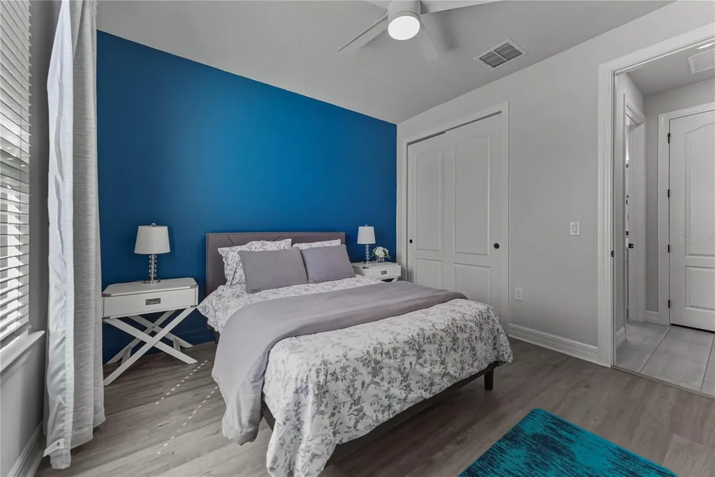 7430 Pool Compass Loop Wesley Chapel FL 33545