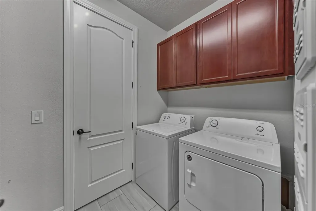 7430 Pool Compass Loop Wesley Chapel FL 33545