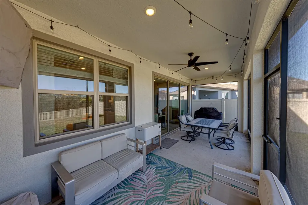 7430 Pool Compass Loop Wesley Chapel FL 33545