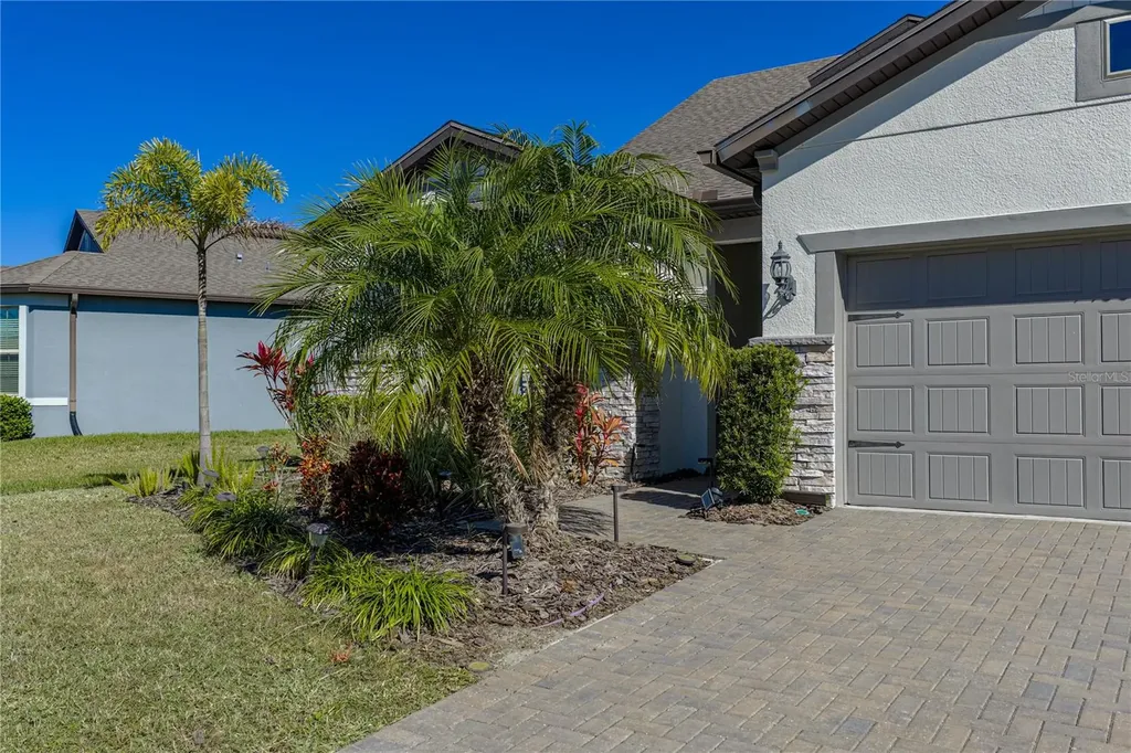 7430 Pool Compass Loop Wesley Chapel FL 33545