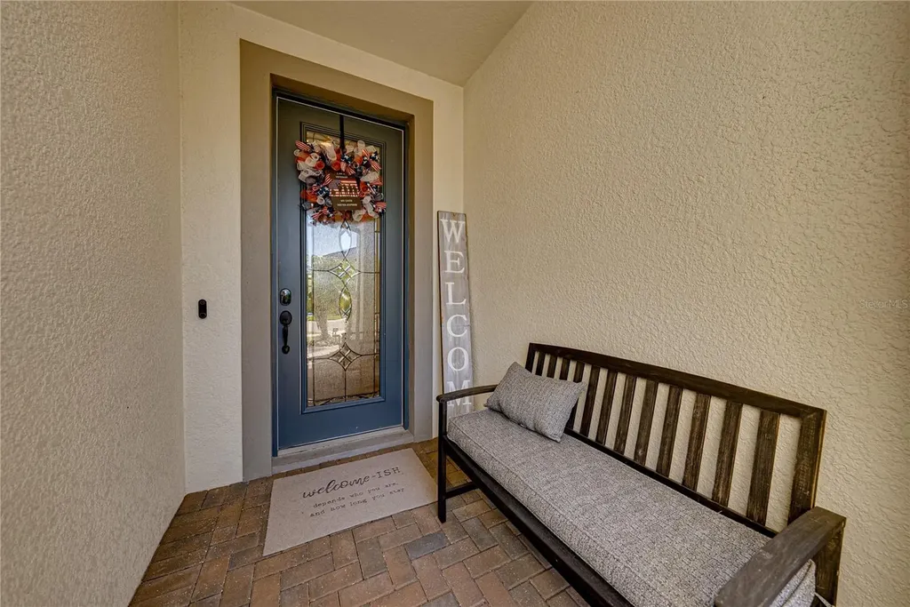 7430 Pool Compass Loop Wesley Chapel FL 33545
