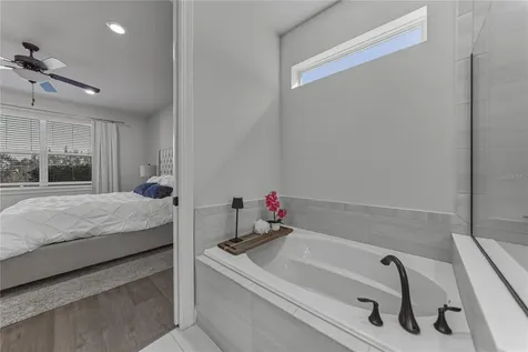 7430 Pool Compass Loop Wesley Chapel FL 33545