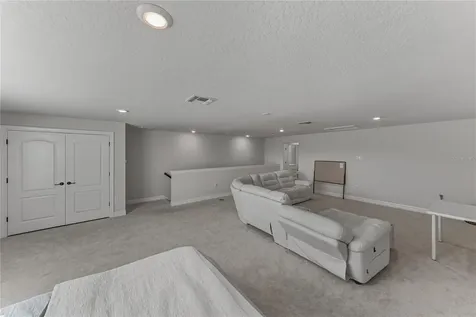 7430 Pool Compass Loop Wesley Chapel FL 33545
