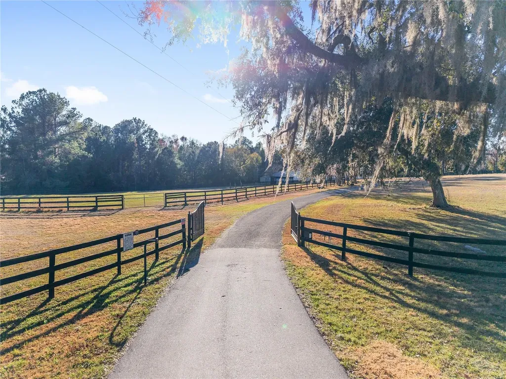 7997 NW 90th Avenue Ocala FL 34482