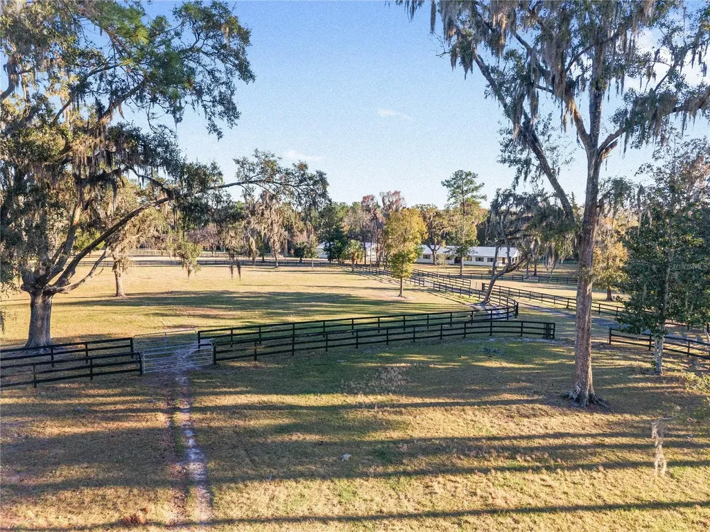 7997 NW 90th Avenue Ocala FL 34482