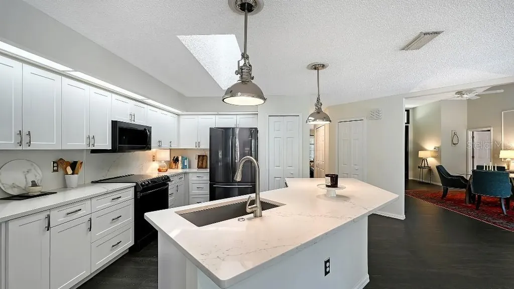 721 Forestview Drive Sarasota FL 34232