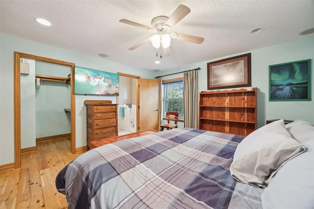 30904 Deal Drive Sorrento FL 32776