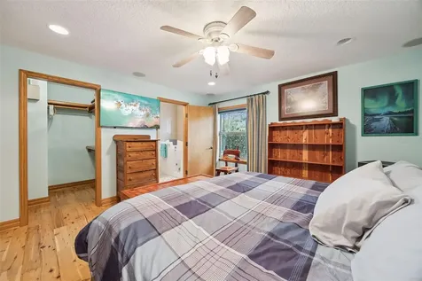 30904 Deal Drive Sorrento FL 32776