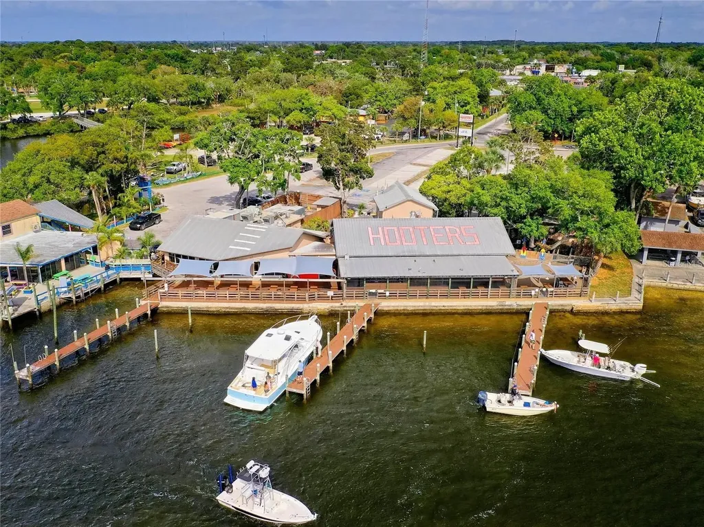 12821 2nd Isle Hudson FL 34667
