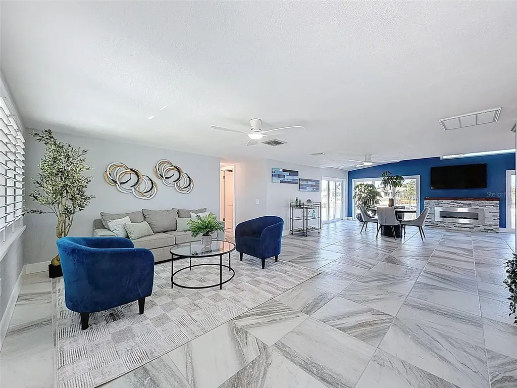 12821 2nd Isle Hudson FL 34667