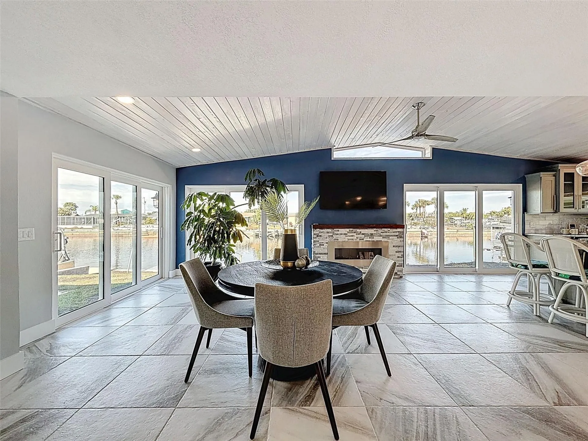 12821 2nd Isle Hudson FL 34667