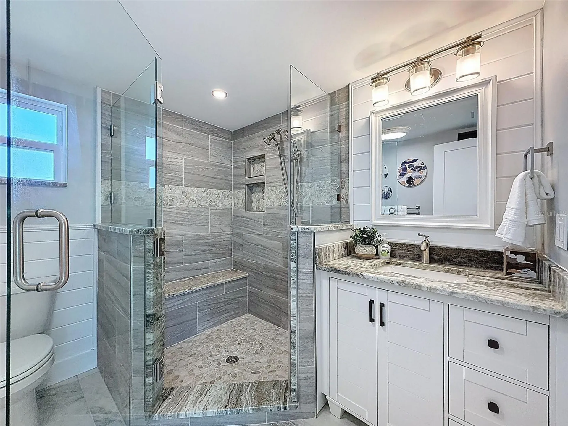 12821 2nd Isle Hudson FL 34667