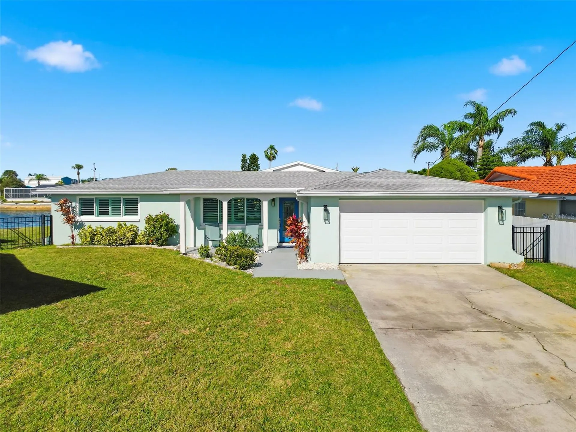 12821 2nd Isle Hudson FL 34667