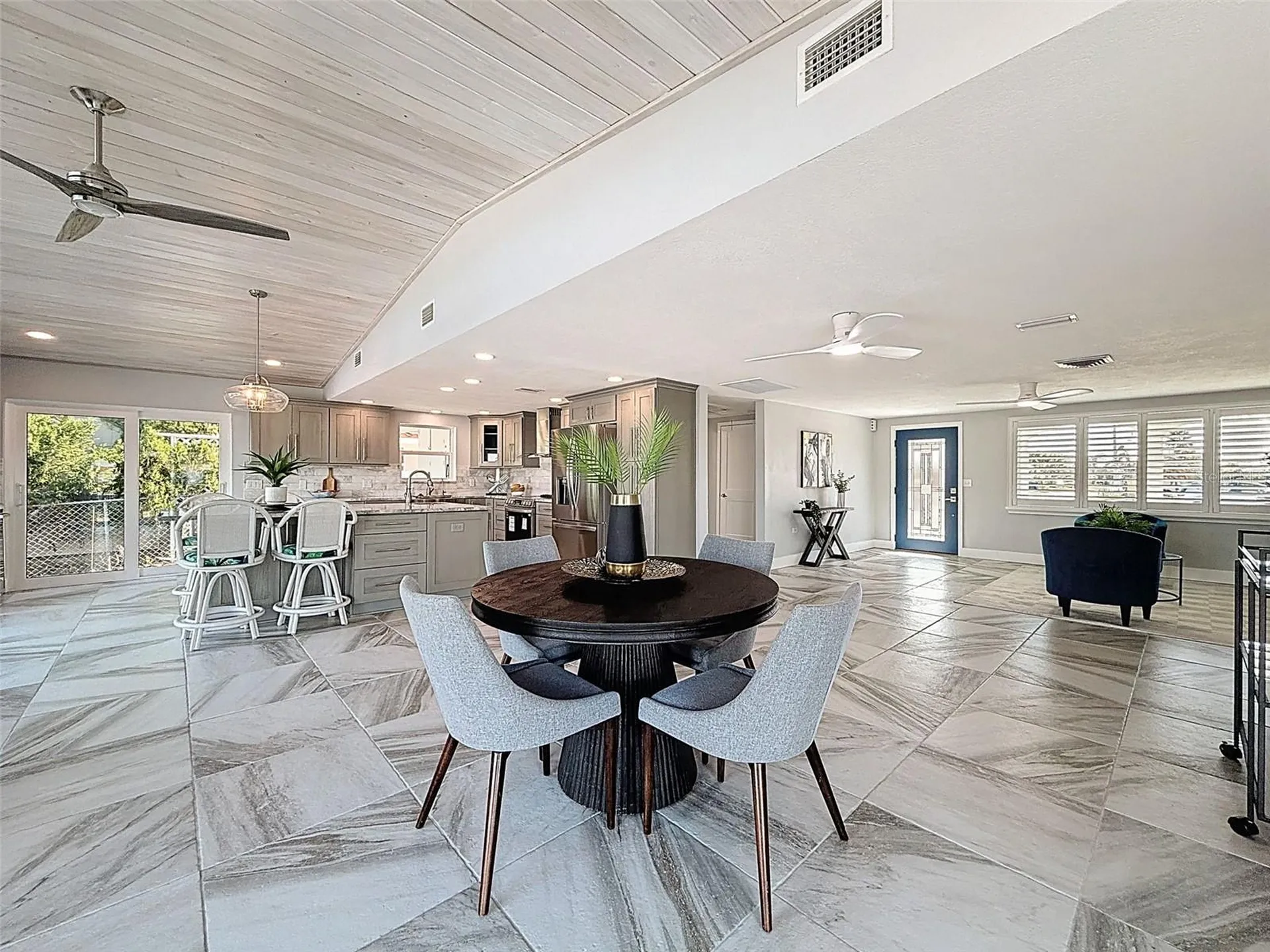 12821 2nd Isle Hudson FL 34667