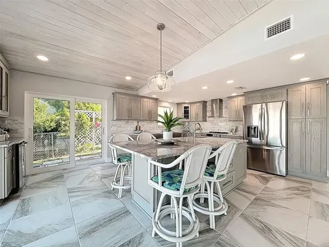 12821 2nd Isle Hudson FL 34667