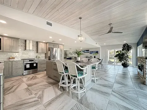 12821 2nd Isle Hudson FL 34667