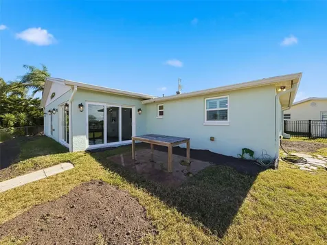 12821 2nd Isle Hudson FL 34667