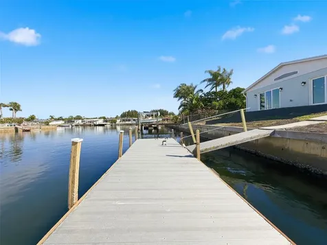 12821 2nd Isle Hudson FL 34667