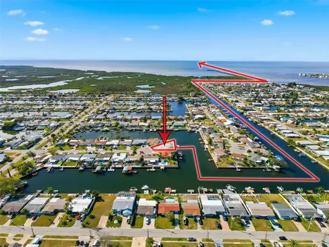 12821 2nd Isle Hudson FL 34667