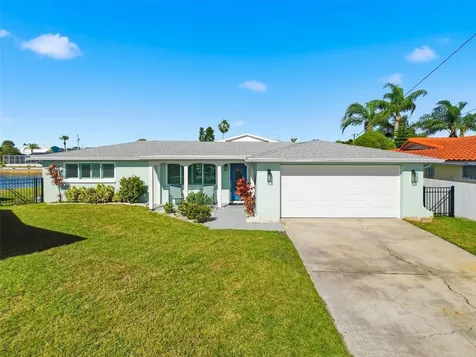 12821 2nd Isle Hudson FL 34667