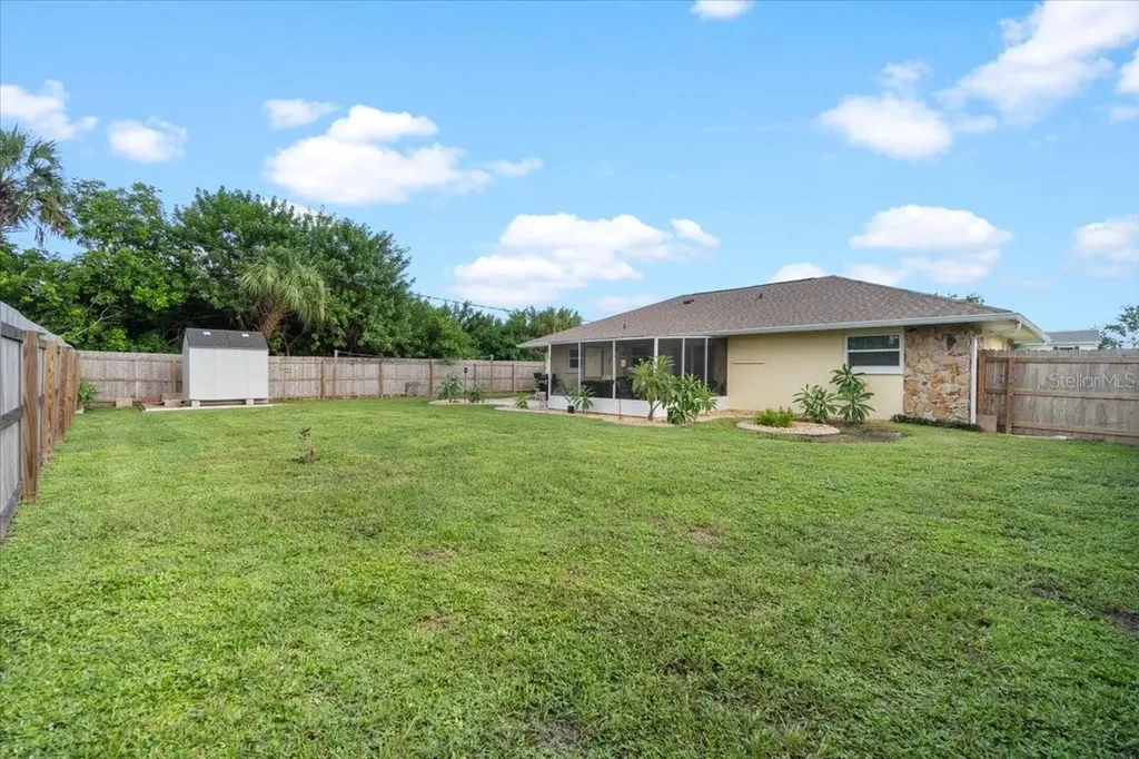 11130 Rockwell Avenue Englewood FL 34224