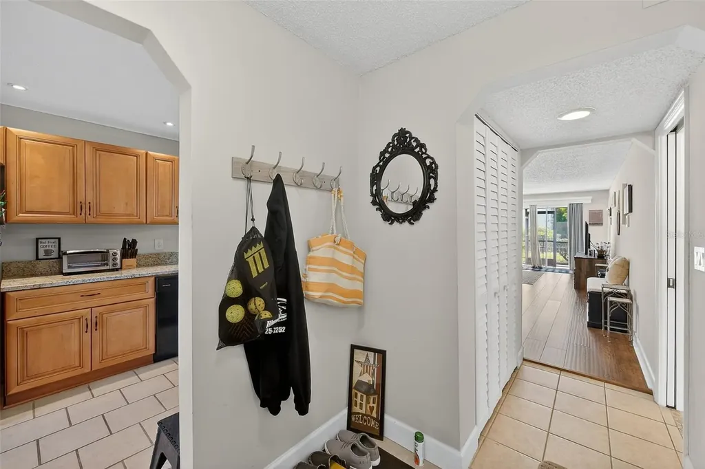 2105 Cordova Green Seminole FL 33777