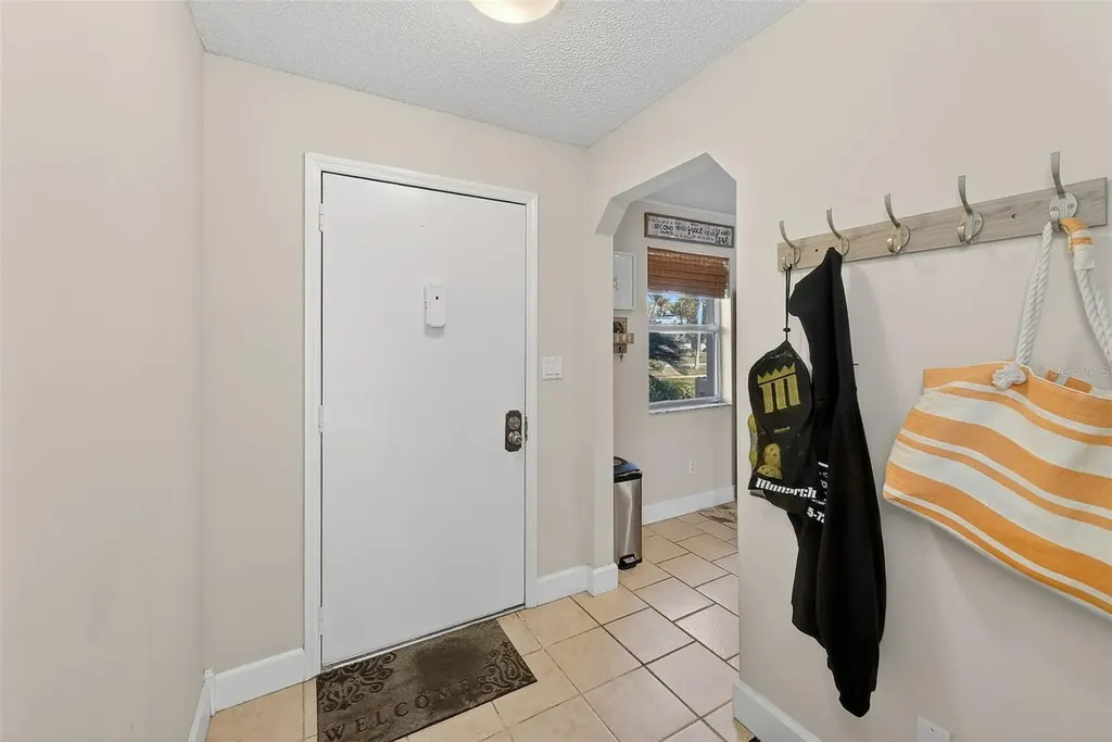 2105 Cordova Green Seminole FL 33777