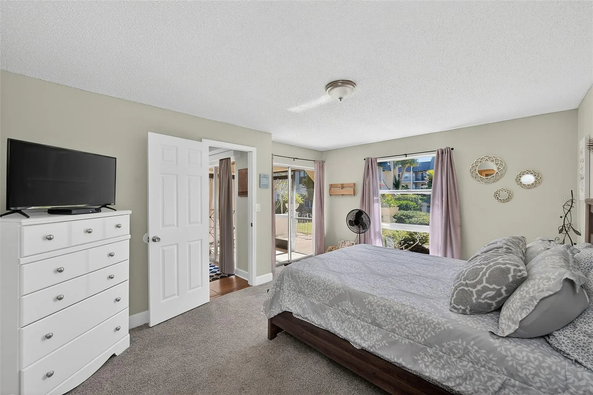 2105 Cordova Green Seminole FL 33777