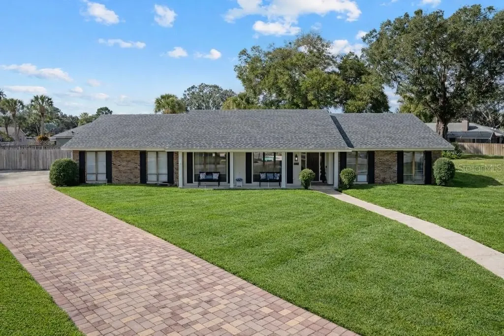 517 Whisper Wood Drive Longwood FL 32779