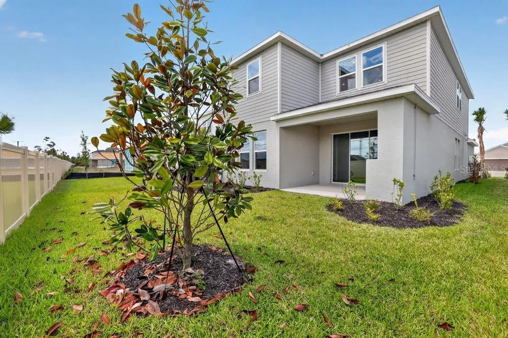 749 Steel Drive Apollo Beach FL 33572