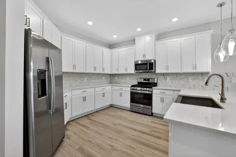 749 Steel Drive Apollo Beach FL 33572