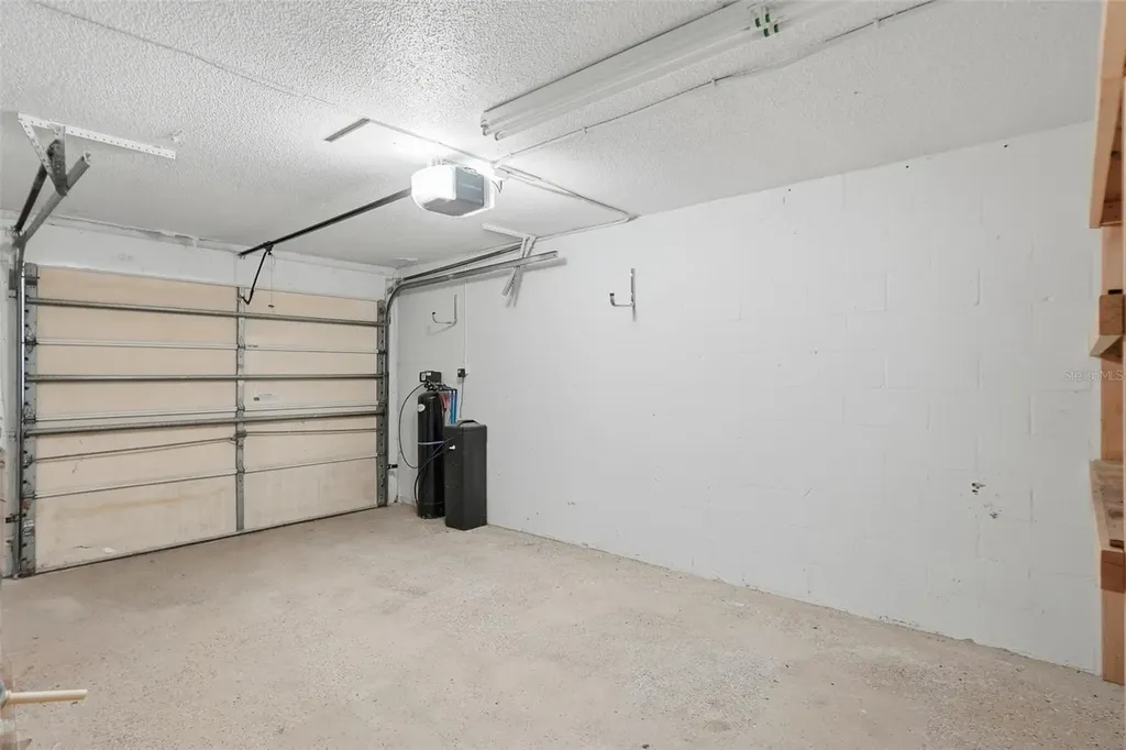 1858 Michigan Avenue NE St Petersburg FL 33703
