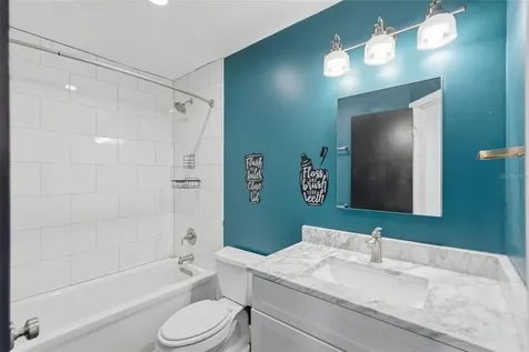 1858 Michigan Avenue NE St Petersburg FL 33703