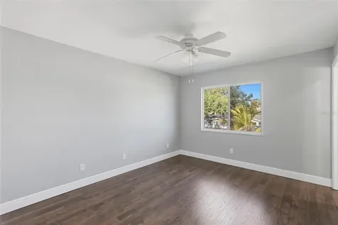 1858 Michigan Avenue NE St Petersburg FL 33703