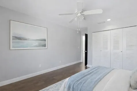 1858 Michigan Avenue NE St Petersburg FL 33703