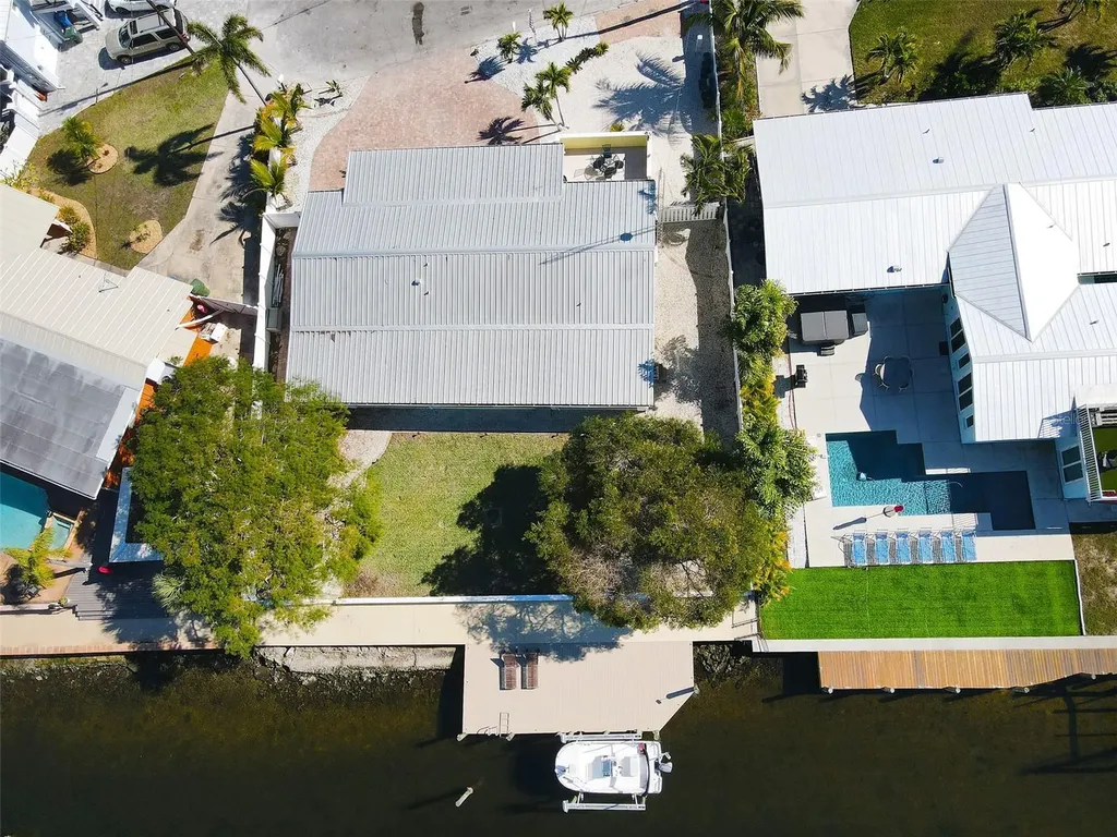 218 22nd Street NE Bradenton FL 34208