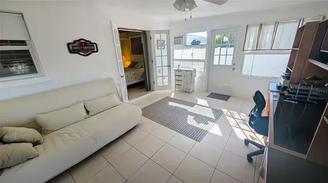 218 22nd Street NE Bradenton FL 34208