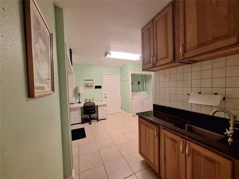 218 22nd Street NE Bradenton FL 34208