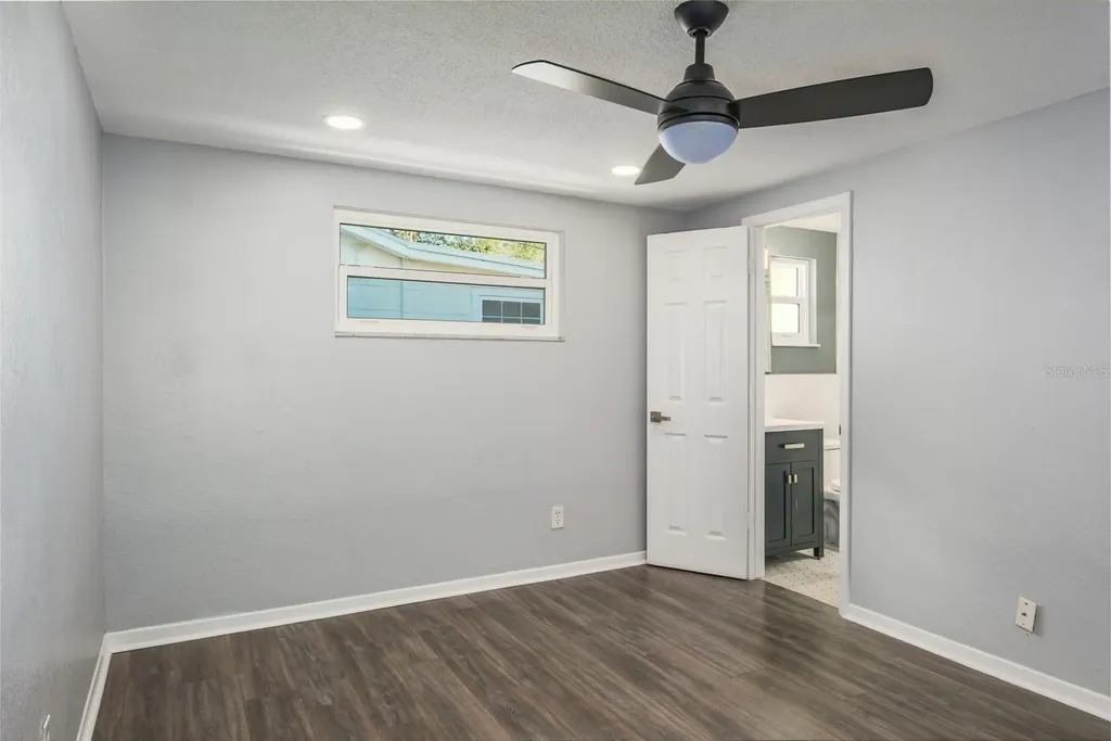 301 43rd Avenue N St Petersburg FL 33703