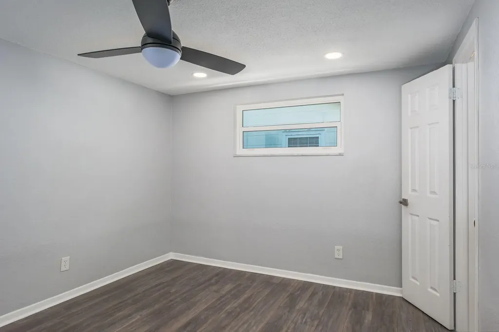301 43rd Avenue N St Petersburg FL 33703