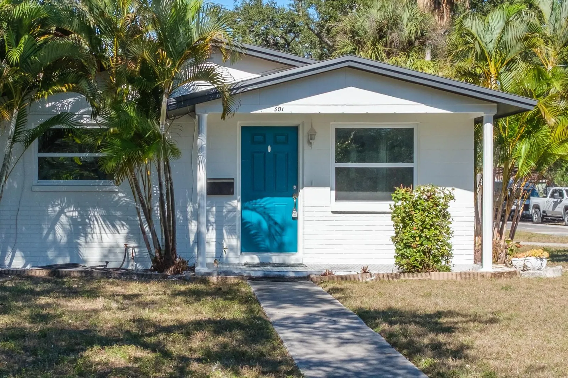 301 43rd Avenue N St Petersburg FL 33703