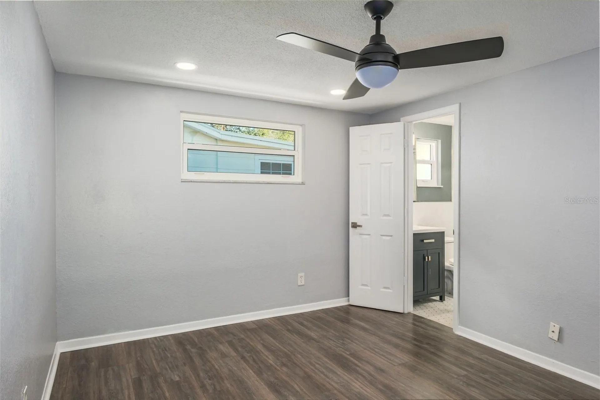 301 43rd Avenue N St Petersburg FL 33703