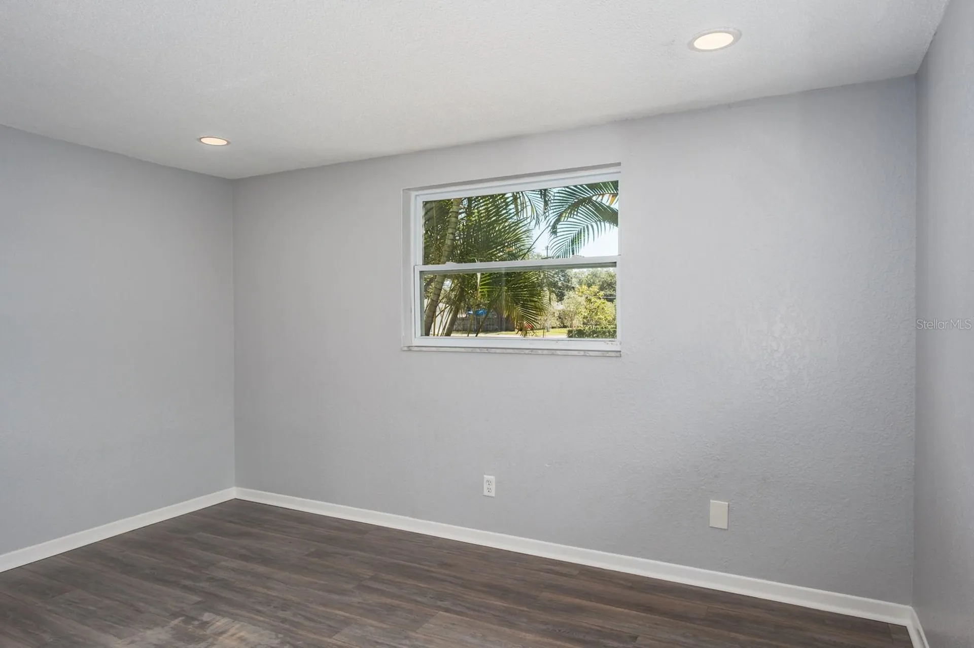 301 43rd Avenue N St Petersburg FL 33703
