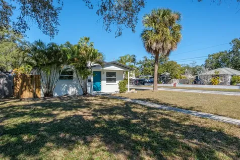 301 43rd Avenue N St Petersburg FL 33703